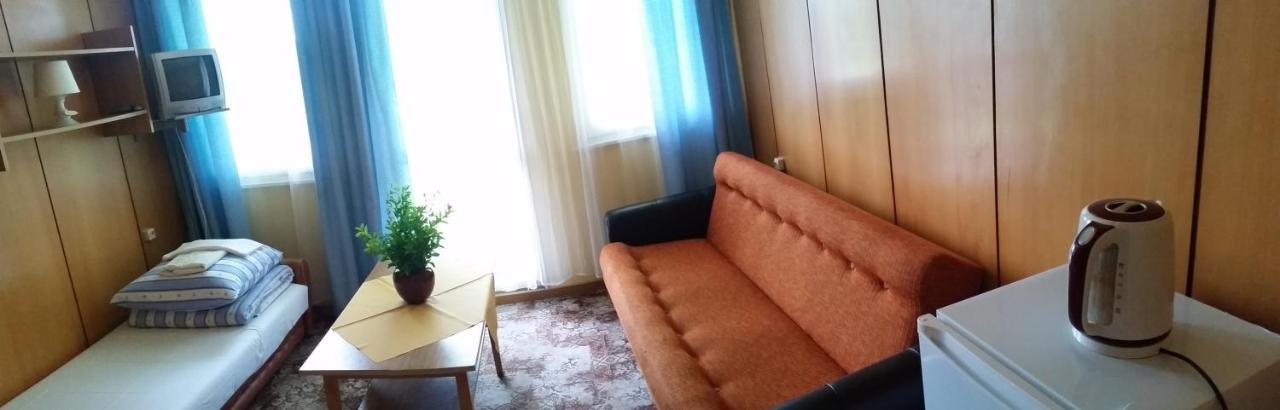 Egm-Lazy Otel Dış mekan fotoğraf